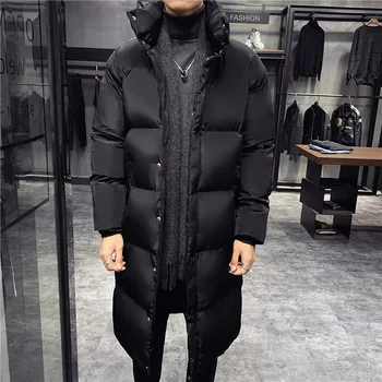 Мъжки зимни Черна Дълга памучен яке 2023 г., универсално памучни палто в Корейски стил, ежедневното Свободно топло палто за улицата, палто