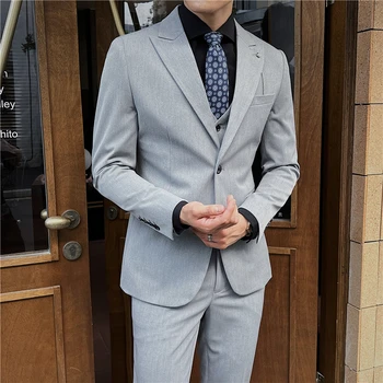 Нов мъжки костюм (костюм + жилетка + панталони) Висококачествено мъжко сватбена приталенная модерен бизнес красива ежедневни блейза3 / комплект от 2 теми